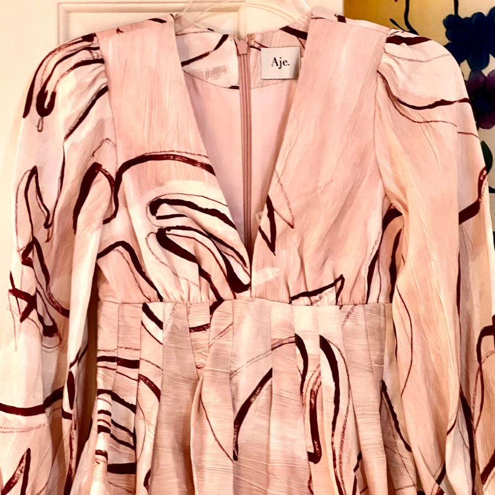 🌺🎉HP🎉🌺 NWT Aje Amelia Plunge Mini Dress Whimsical Dove - Picture 10 of 16